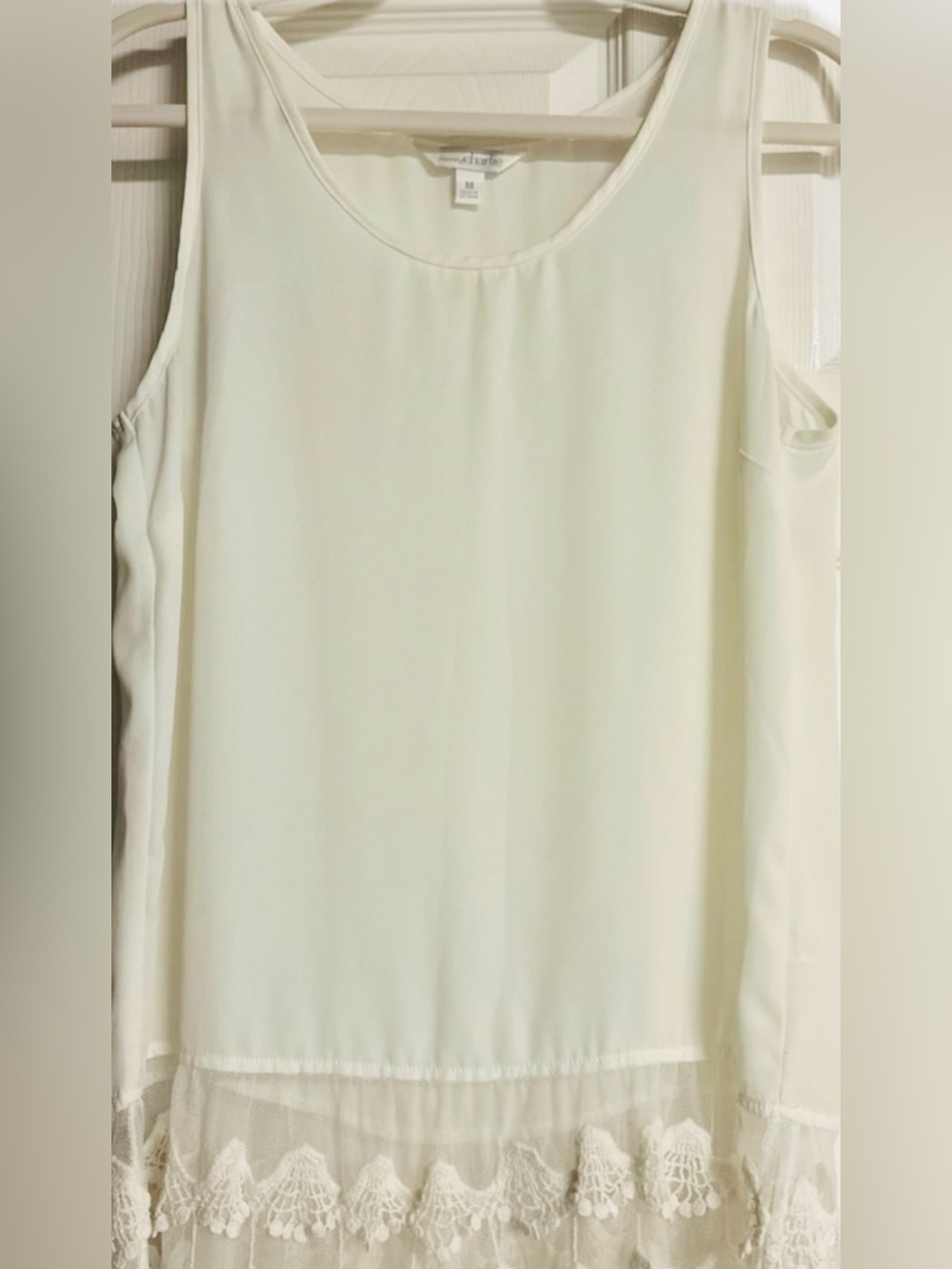 🤍 Charming Charlie Ivory Lace Hem Sleeveless Tank Top | Women’s Medium